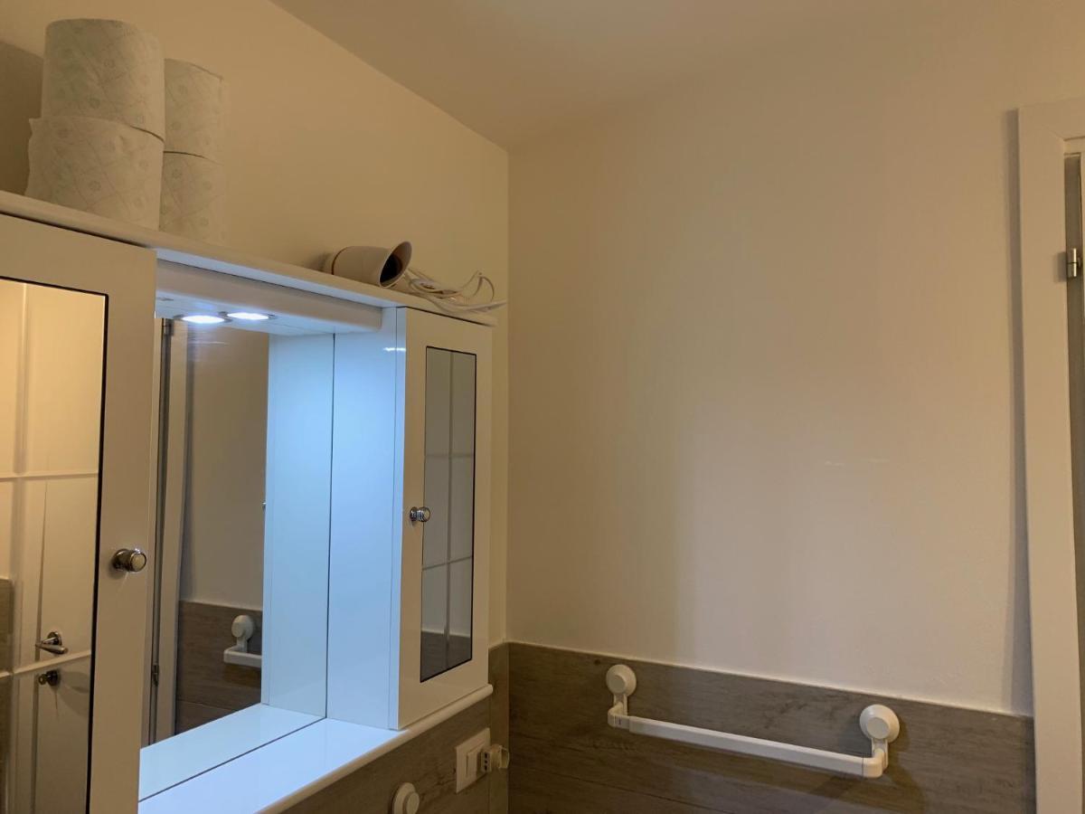 Deni's Per 4 Apartment *